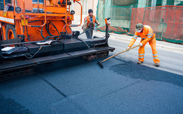 Professional Driveway Paving  in Highland Heights, OH